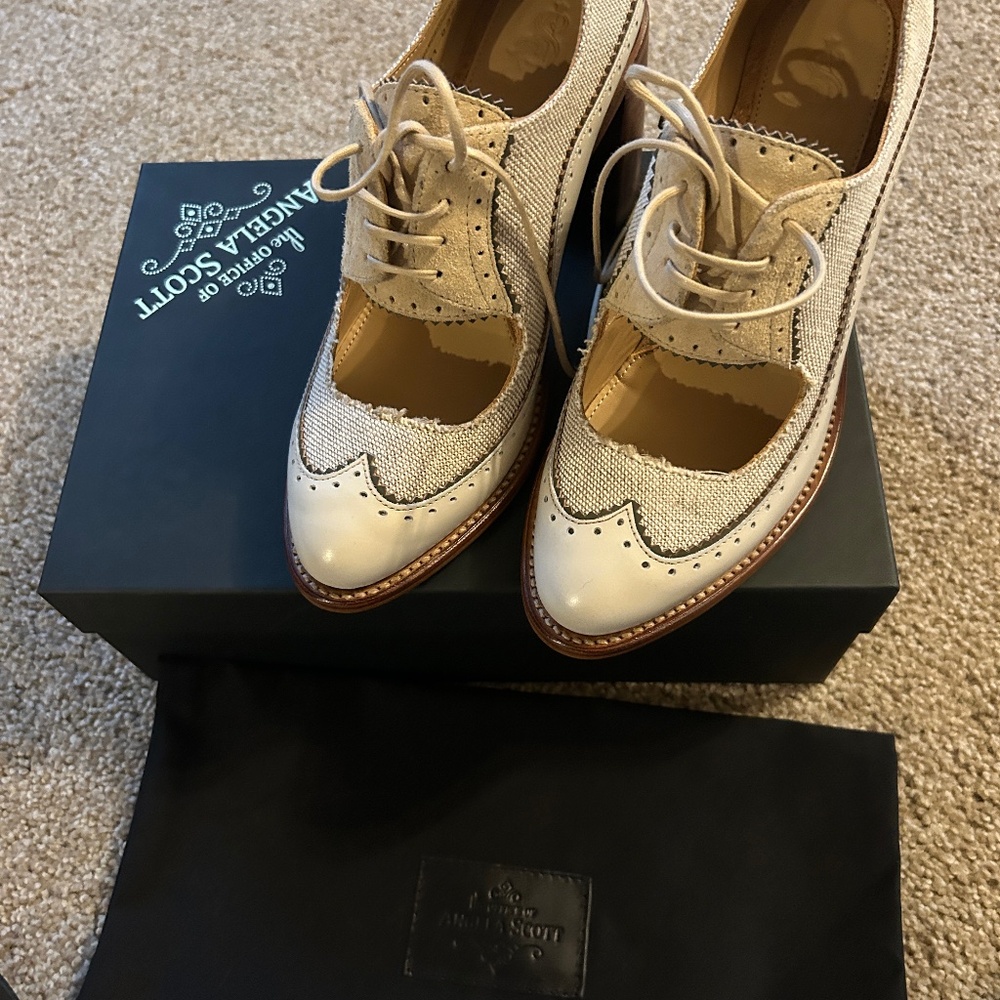 The Office of Angela Scott Pumps / Heels